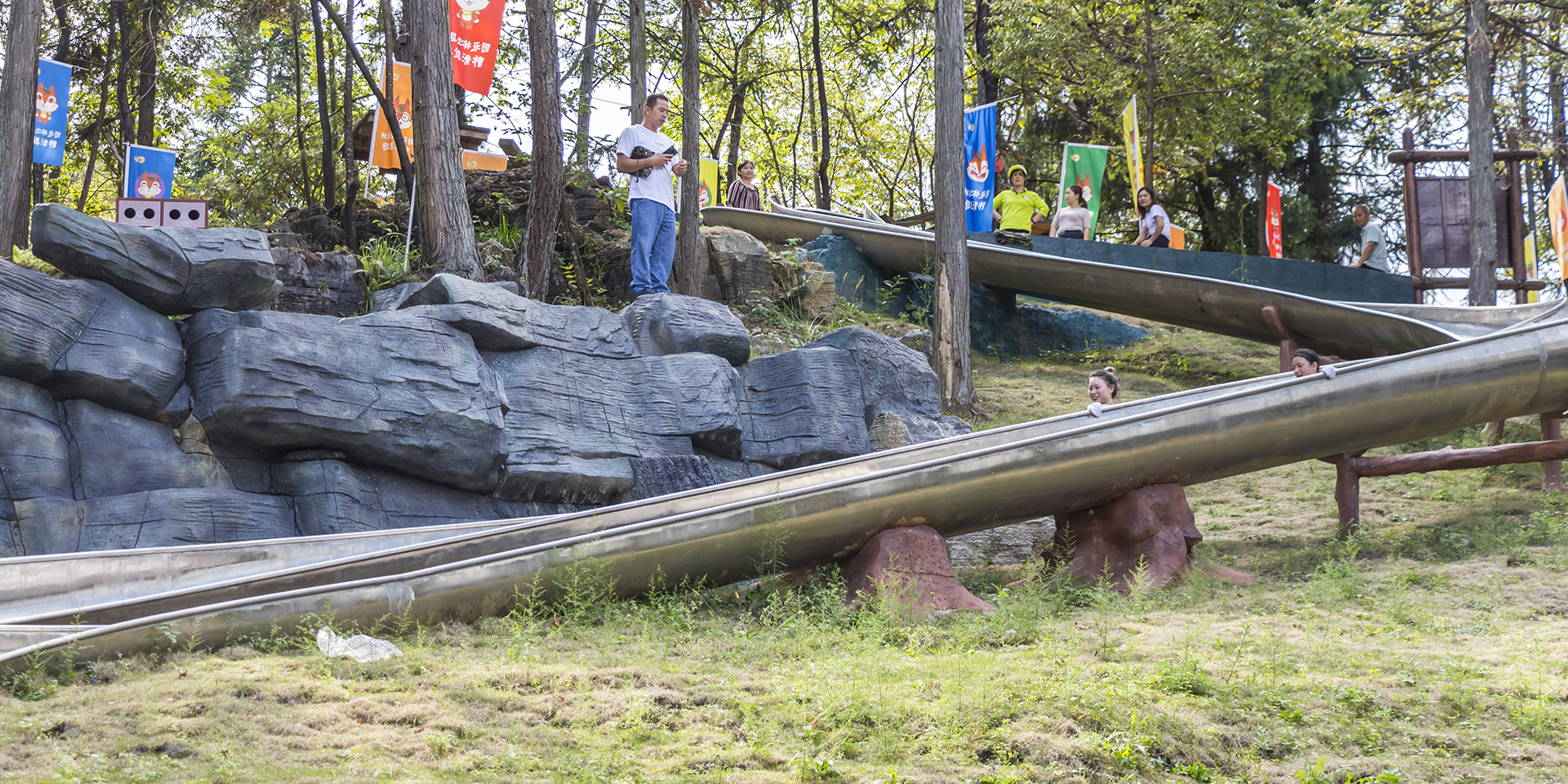 -浙江鵬鳴游樂設備有限公司