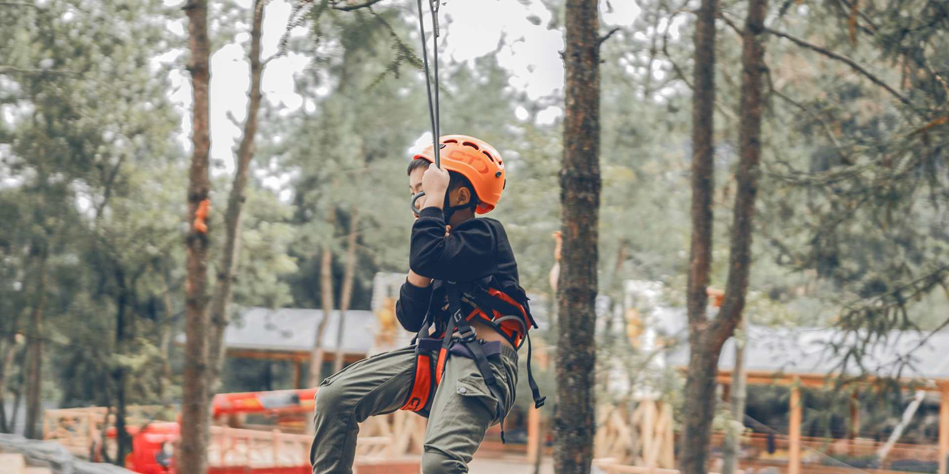 -浙江鵬鳴游樂設備有限公司