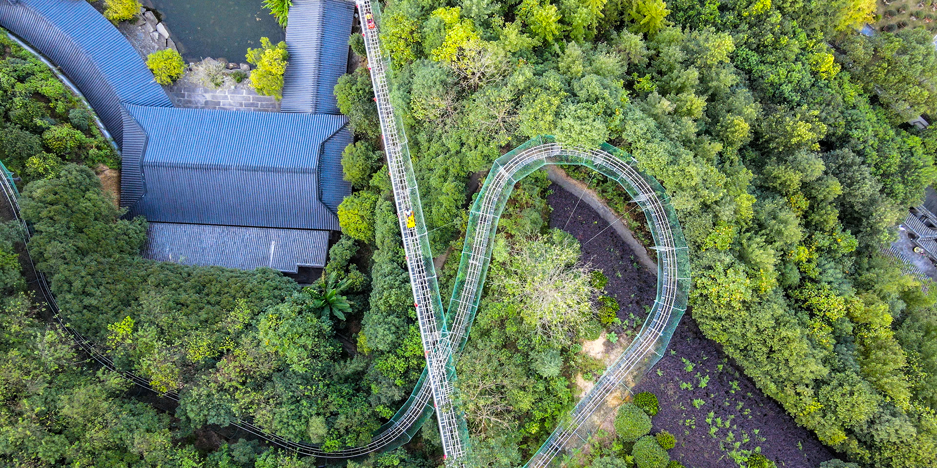 -浙江鵬鳴游樂設備有限公司