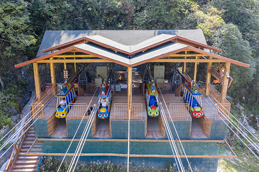 滑翔飛艇-浙江鵬鳴游樂設備有限公司