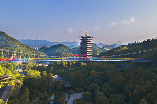 玻璃橋+觀景臺(tái)-浙江鵬鳴游樂設(shè)備有限公司