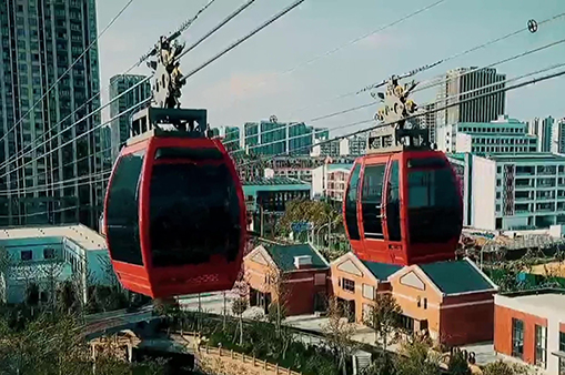 滑翔飛艙-浙江鵬鳴游樂(lè)設(shè)備有限公司